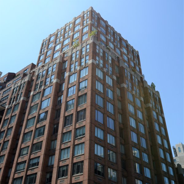 Wellington Tower Building, 350 East 82nd Street, New York, NY, 10028, Yorkville NYC Condos